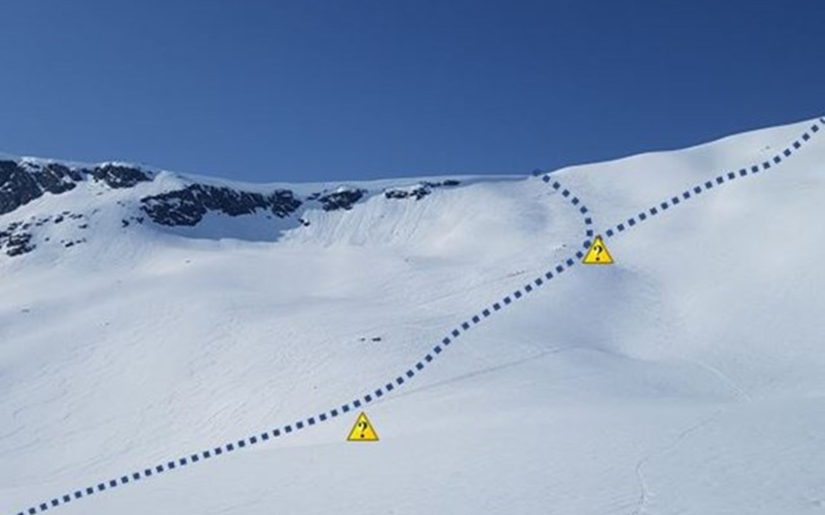 Bilde av ormådet hvor ruta opp til Blånebba går, med inntegnet rute.
